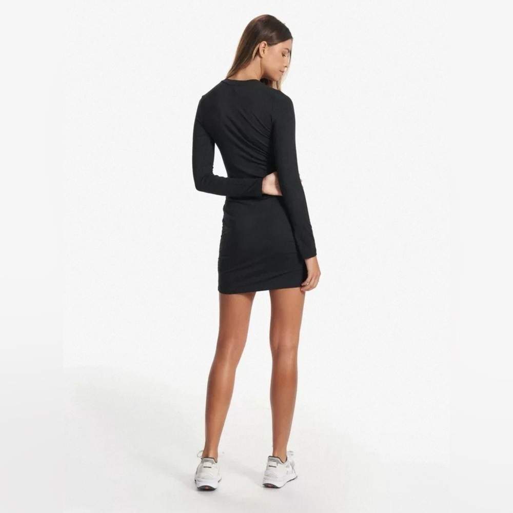 New Vuori Women Long Sleeve Halo Essential Dress Size M Black - Picture 2 of 9